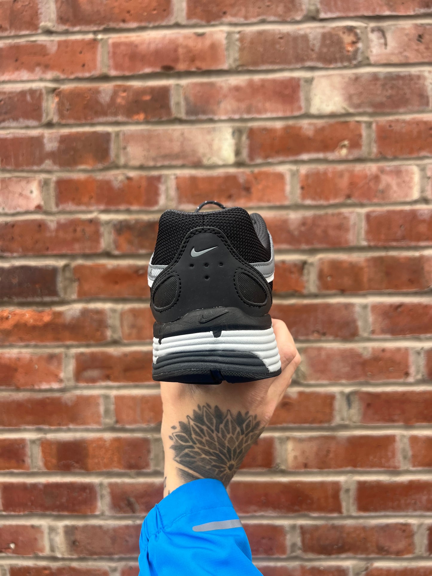 NIKE P-6000 - ANTHRACITE/GREY SMOKE