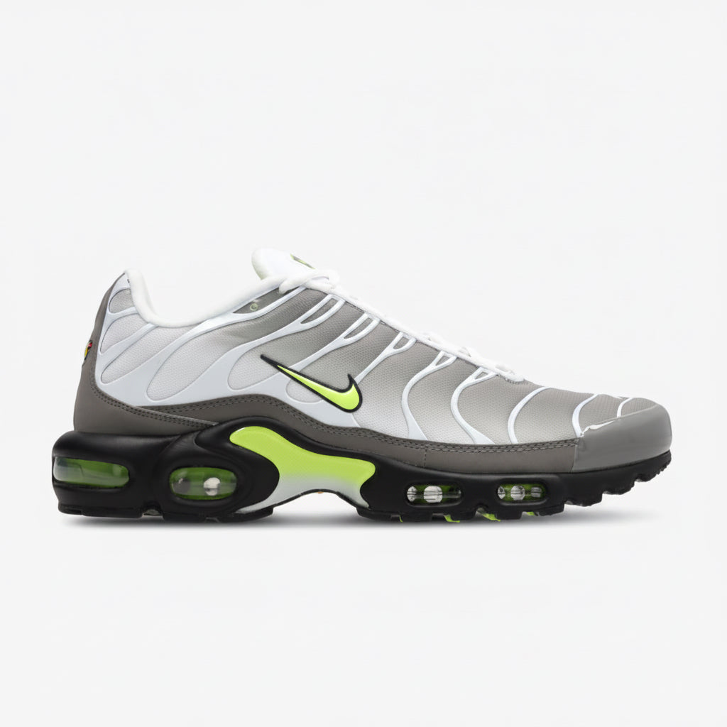NIKE AIR MAX PLUS - TN NEON