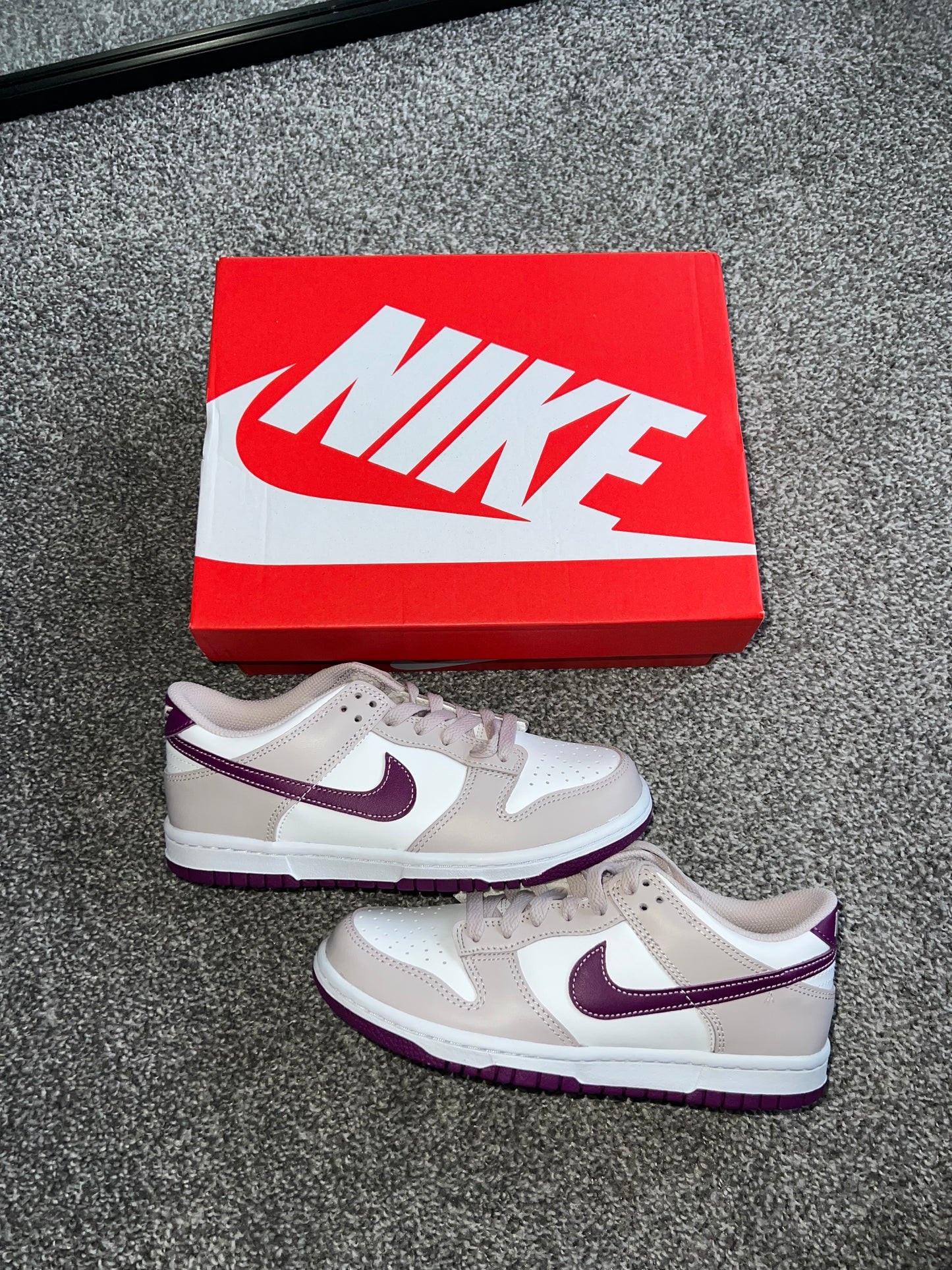 NIKE DUNK VIOLET