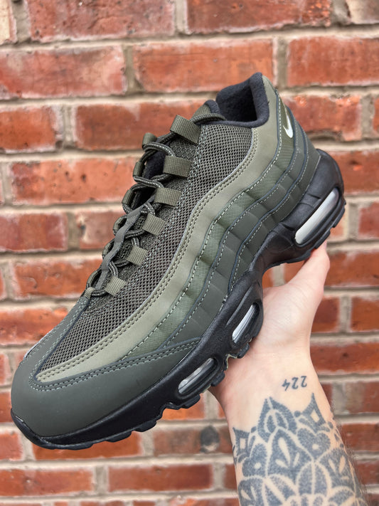 NIKE AIR MAX 95 - CARGO KHAKI