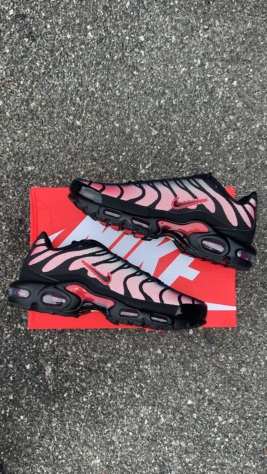 NIKE TN AIR MAX PLUS - BRED REFLECTIVE